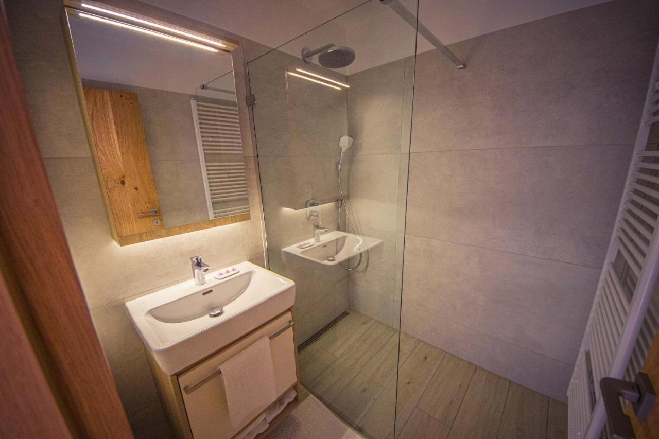 Zore Jasna Apartments ديمانوفْشكا دولِنا المظهر الخارجي الصورة